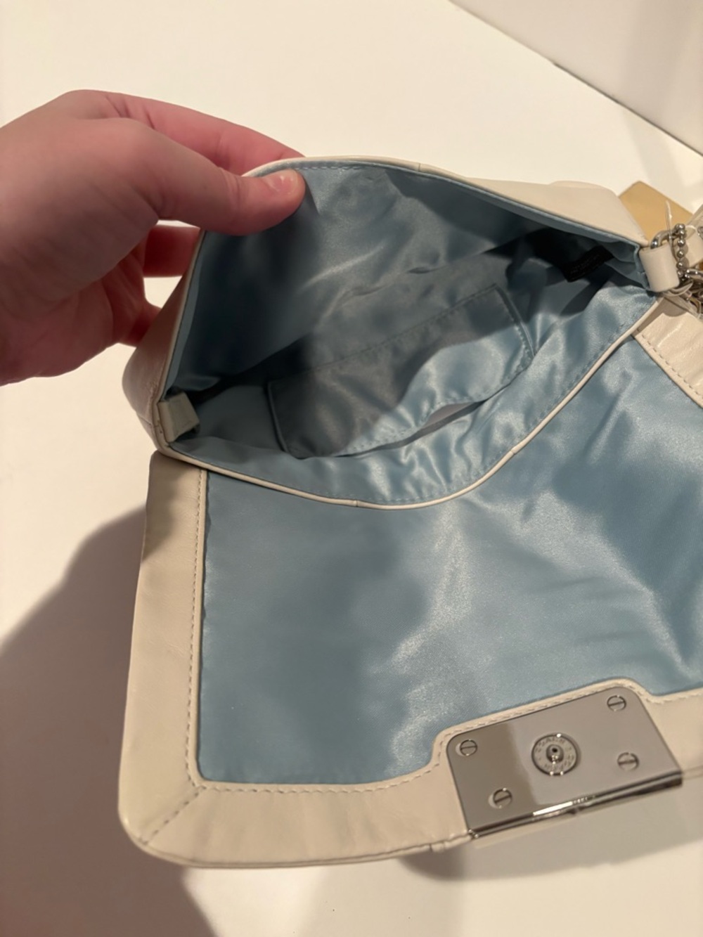 NWT coach off white leather large wristlet - Picture 8 of 8